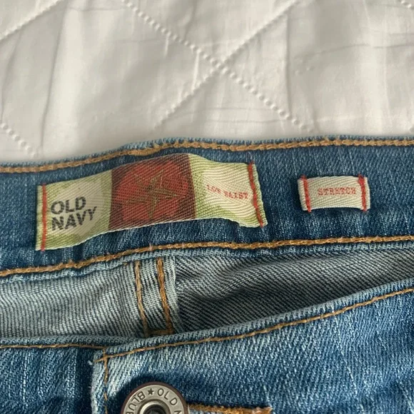 Old Navy Light Blue Straight Leg Women's Jeans - Picture 4 of 8
